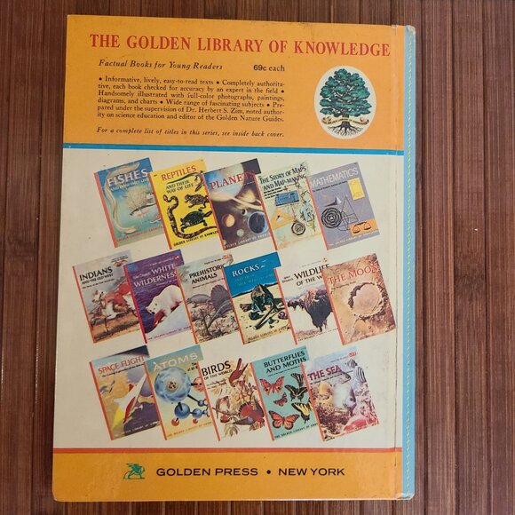 Vintage The Moon/Planets Golden Knowledge of Library Books - 2 - Picture 10 of 14